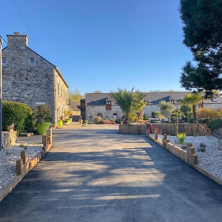Bed and Breakfast Domaine Du Grenier Yffiniac Esterno foto