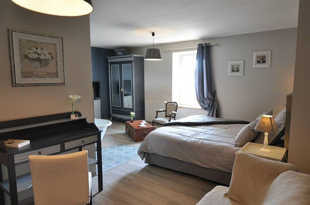Bed and Breakfast Domaine Du Grenier Yffiniac Esterno foto